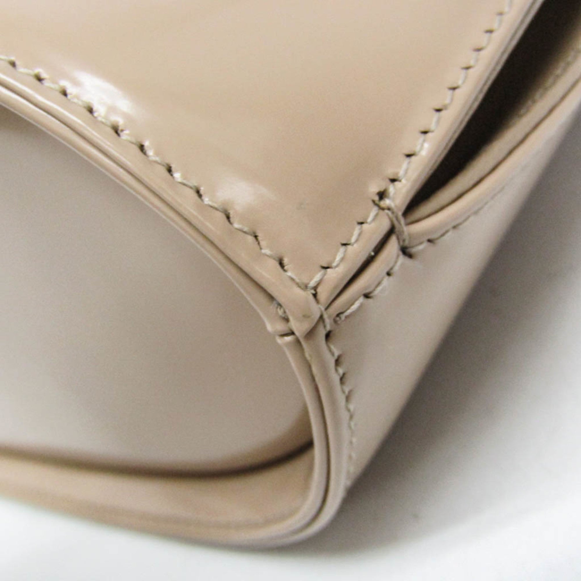 Salvatore Ferragamo Gancini · Leather