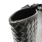Bottega Veneta Intrecciato · Leather