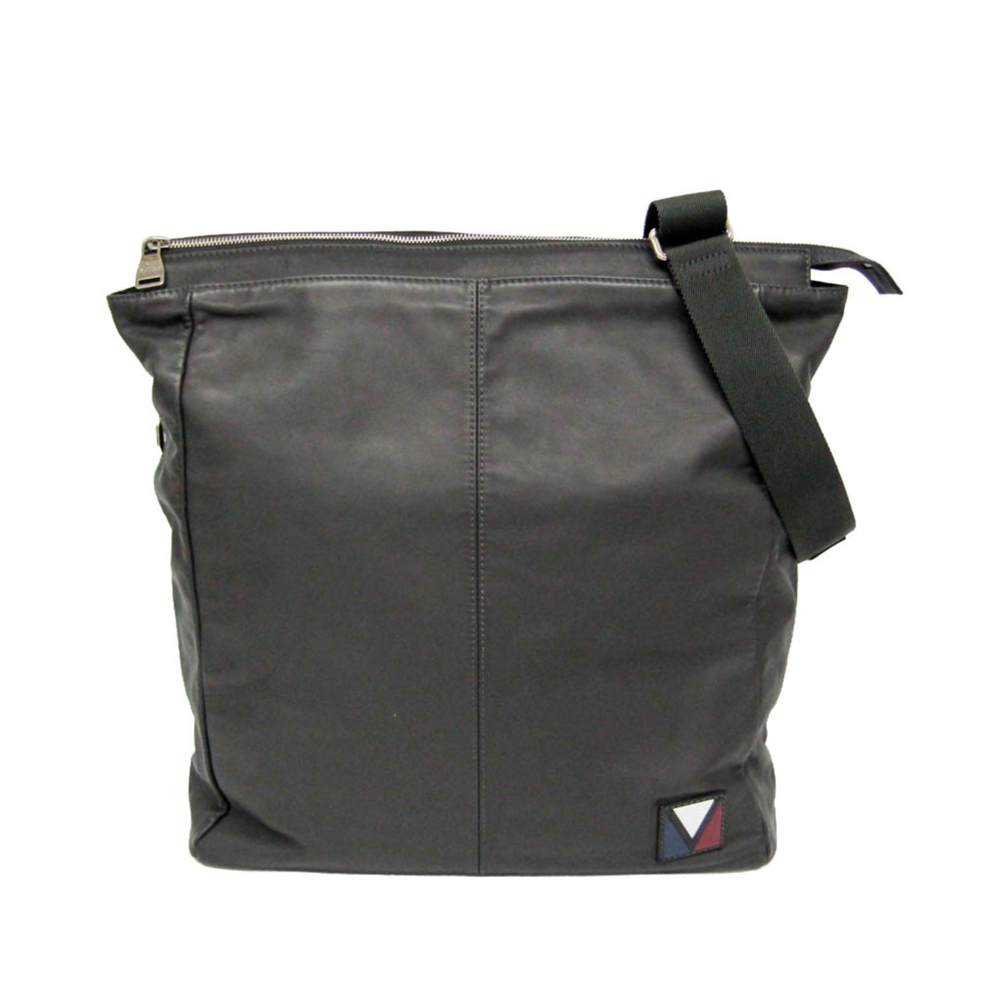 Louis Vuitton V-Line Gaston Move · Calf Leather