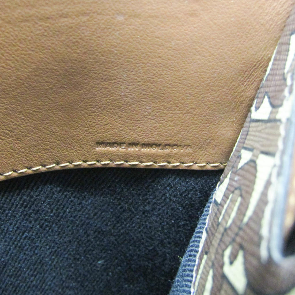 Burberry TB Monogram · Clutch