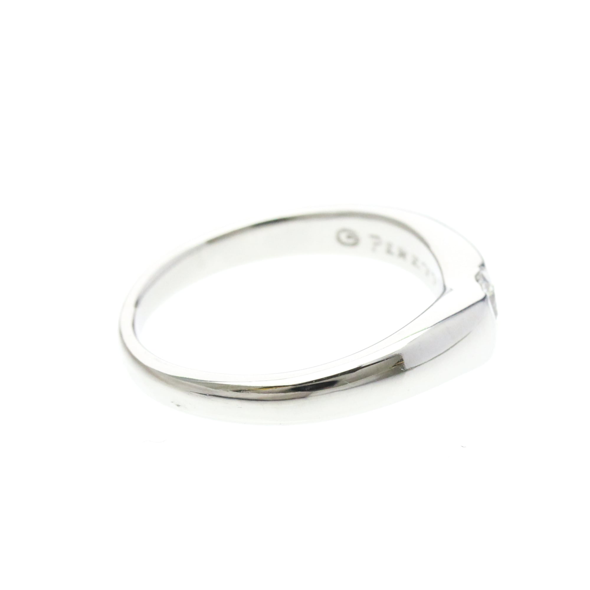 Tiffany Curved Band · Platinum · Diamond