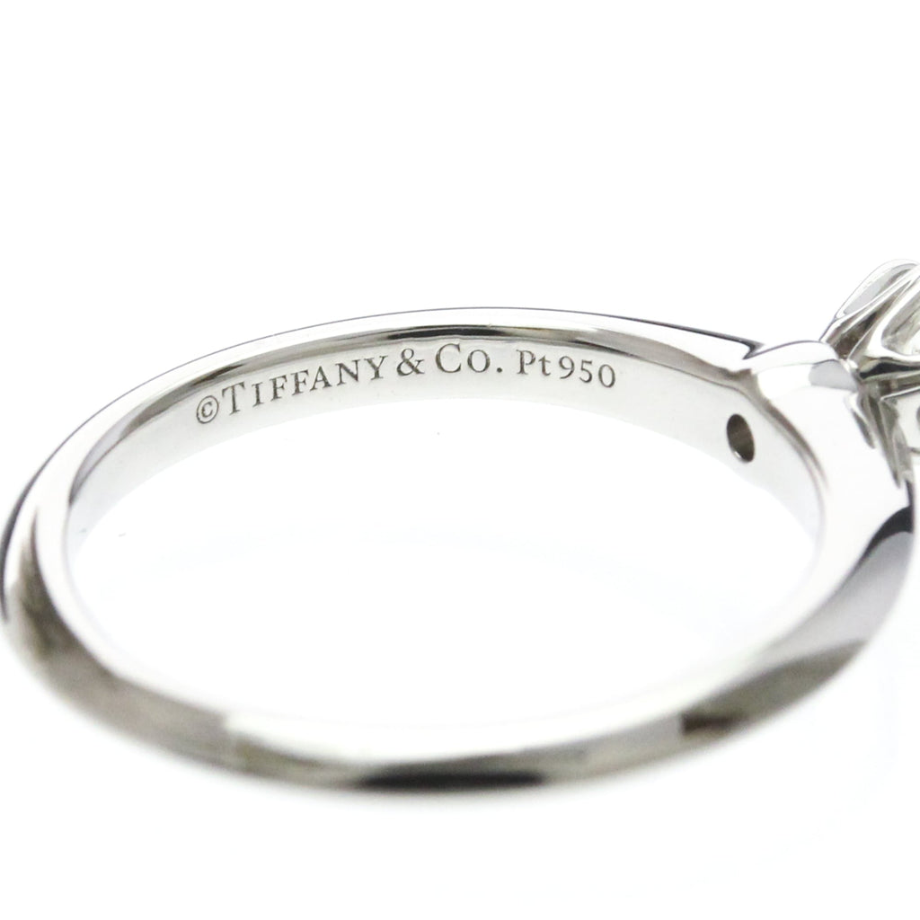Tiffany Solitaire · Diamond · Platinum
