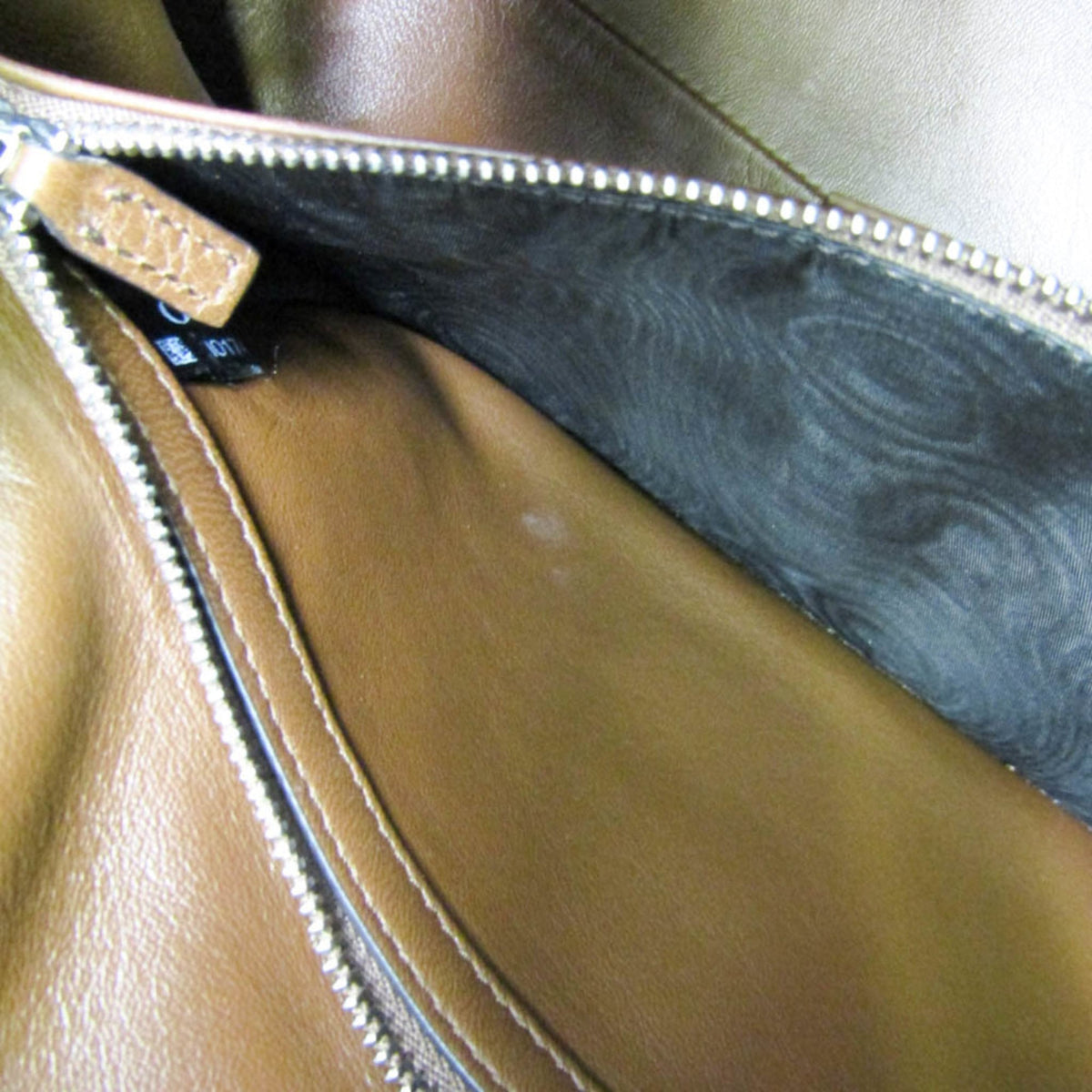 Gucci GG Canvas · Shoulder Bag