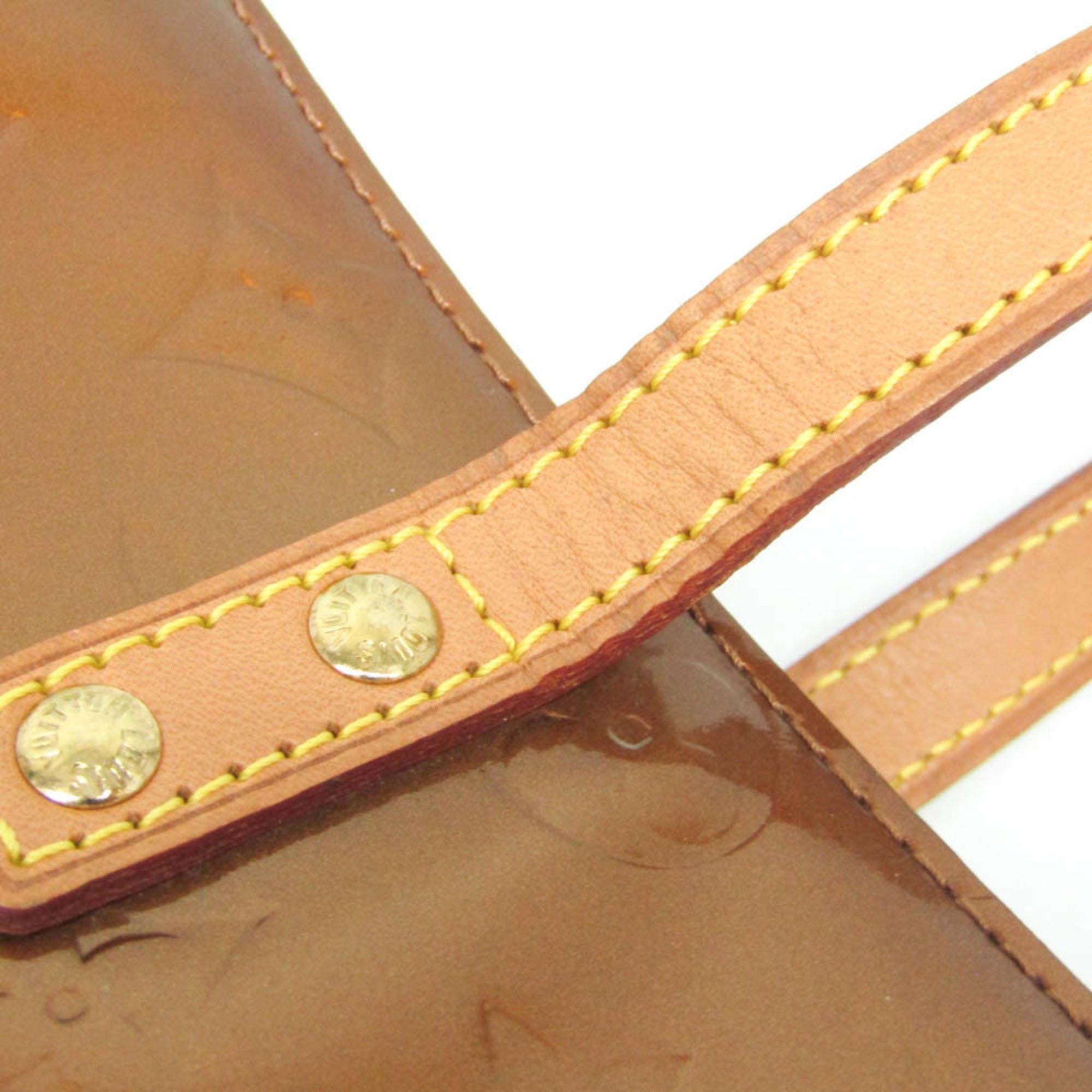 Louis Vuitton Reade MM · Monogram Vernis