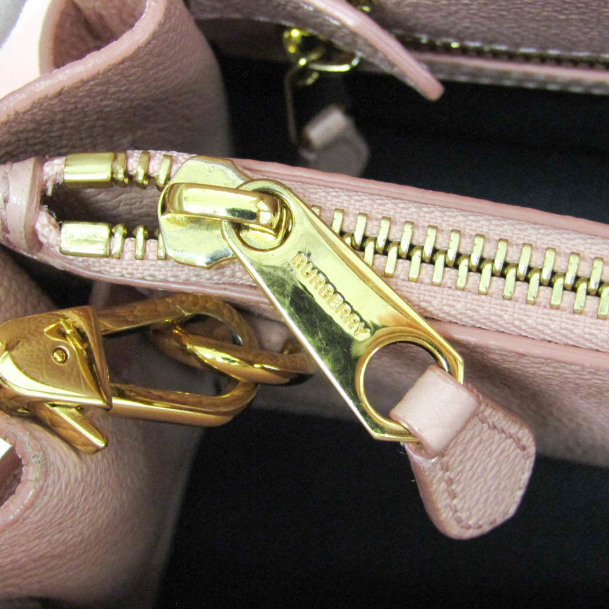Burberry Title · Leather Shoulder Bag