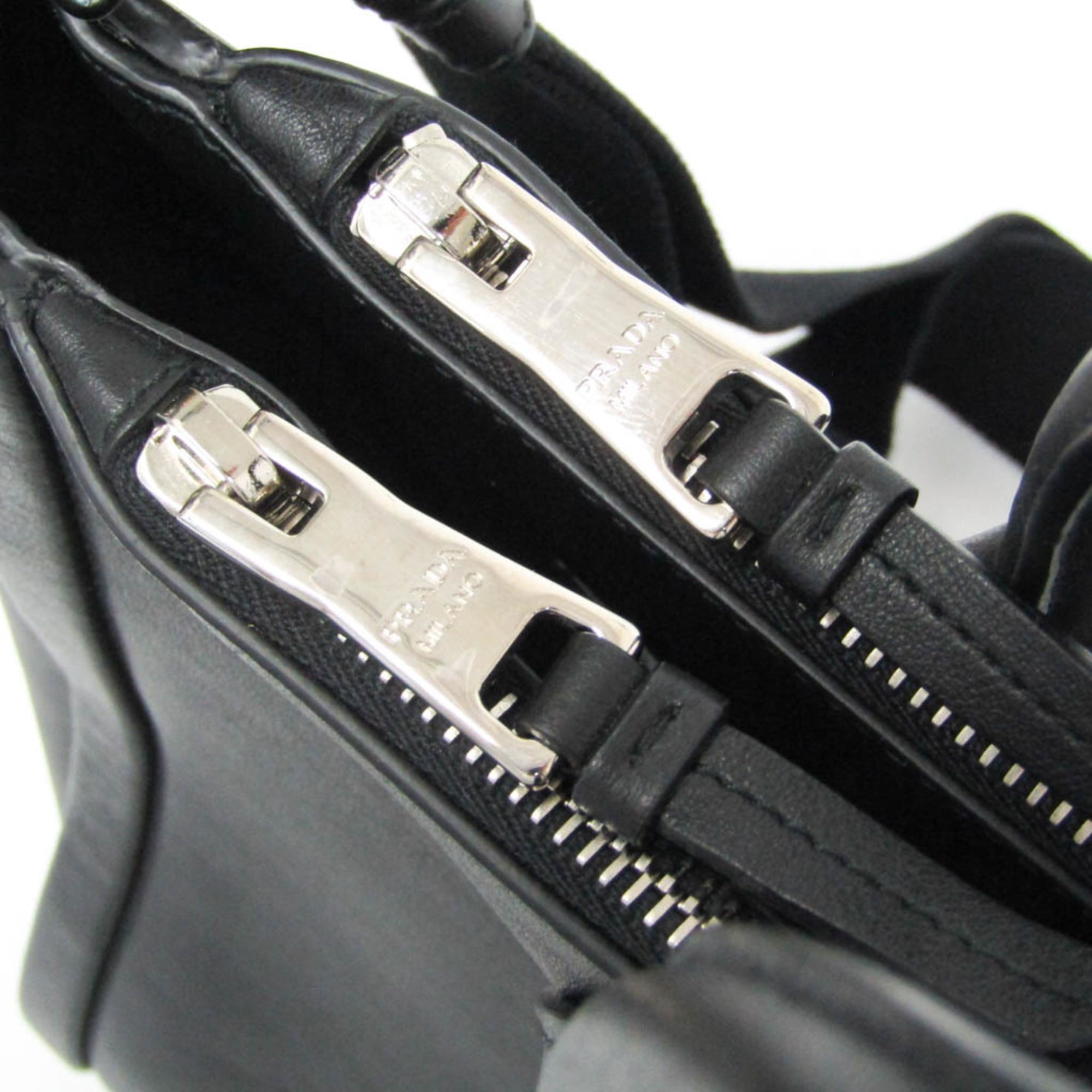 Prada Grace Lux · Leather Tote