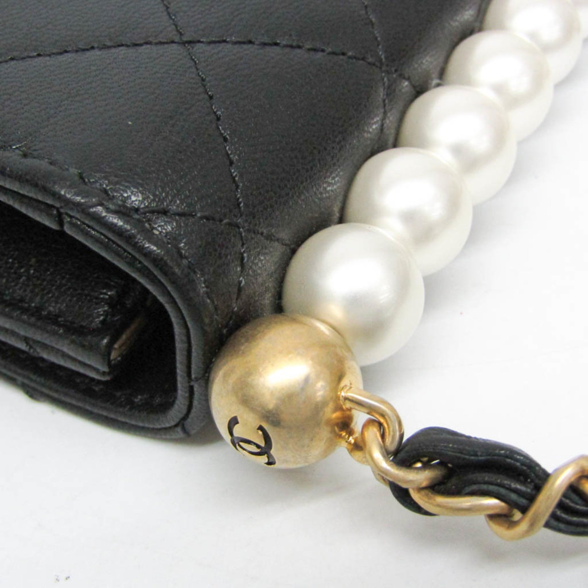 Chanel Matelassé · Lambskin · Pearl Chain