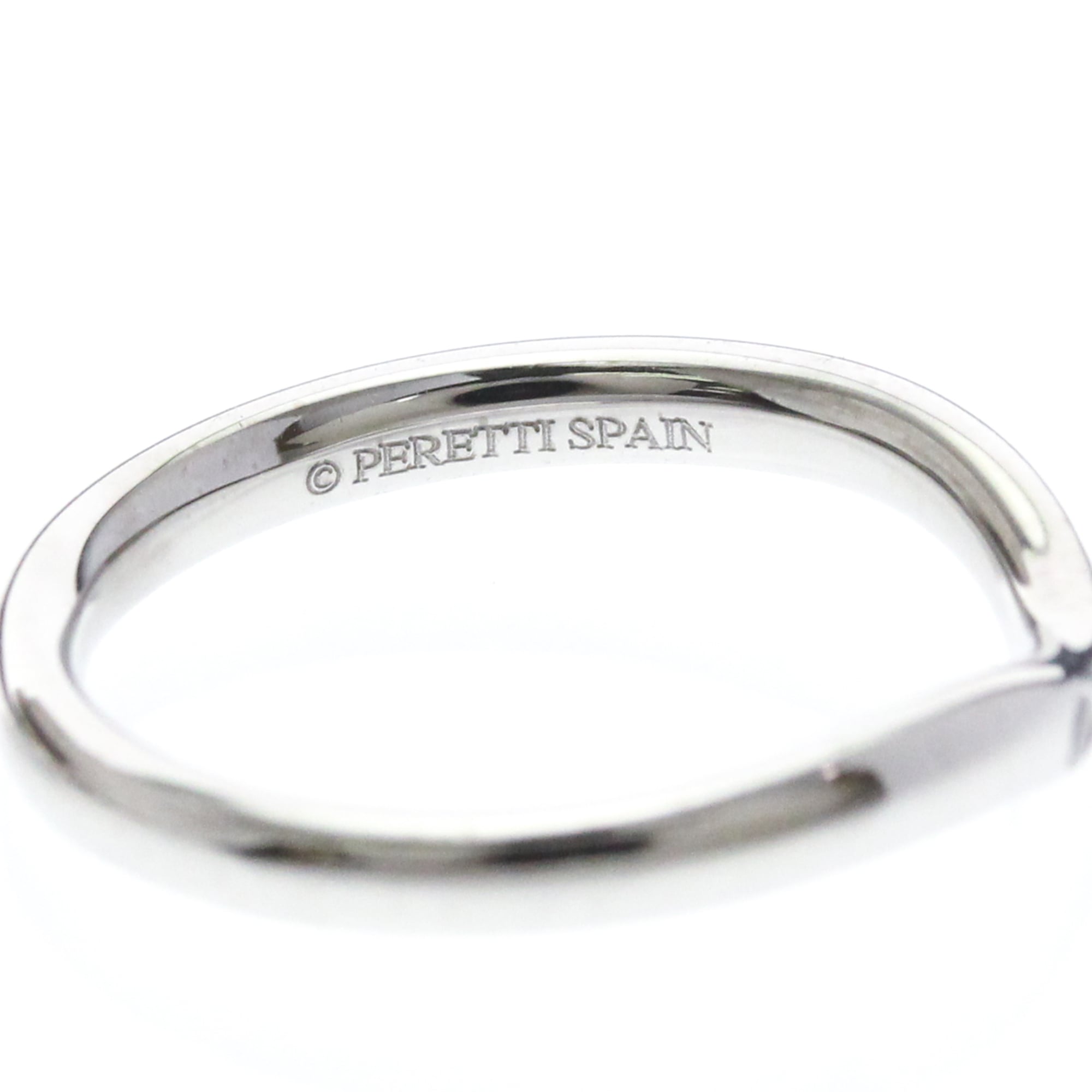 Tiffany Curved Band · Platinum · Diamonds