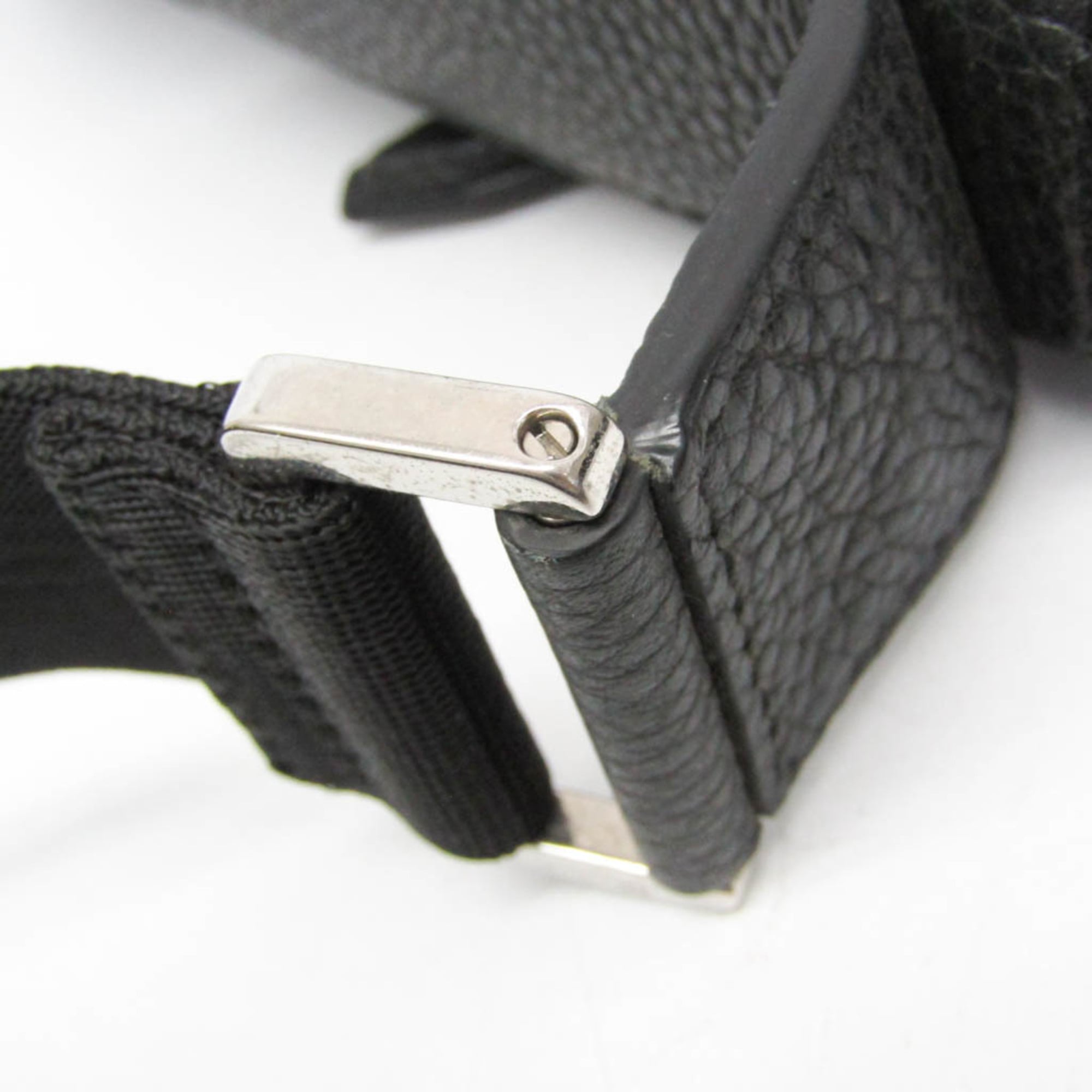 Salvatore Ferragamo Gancini · Leather