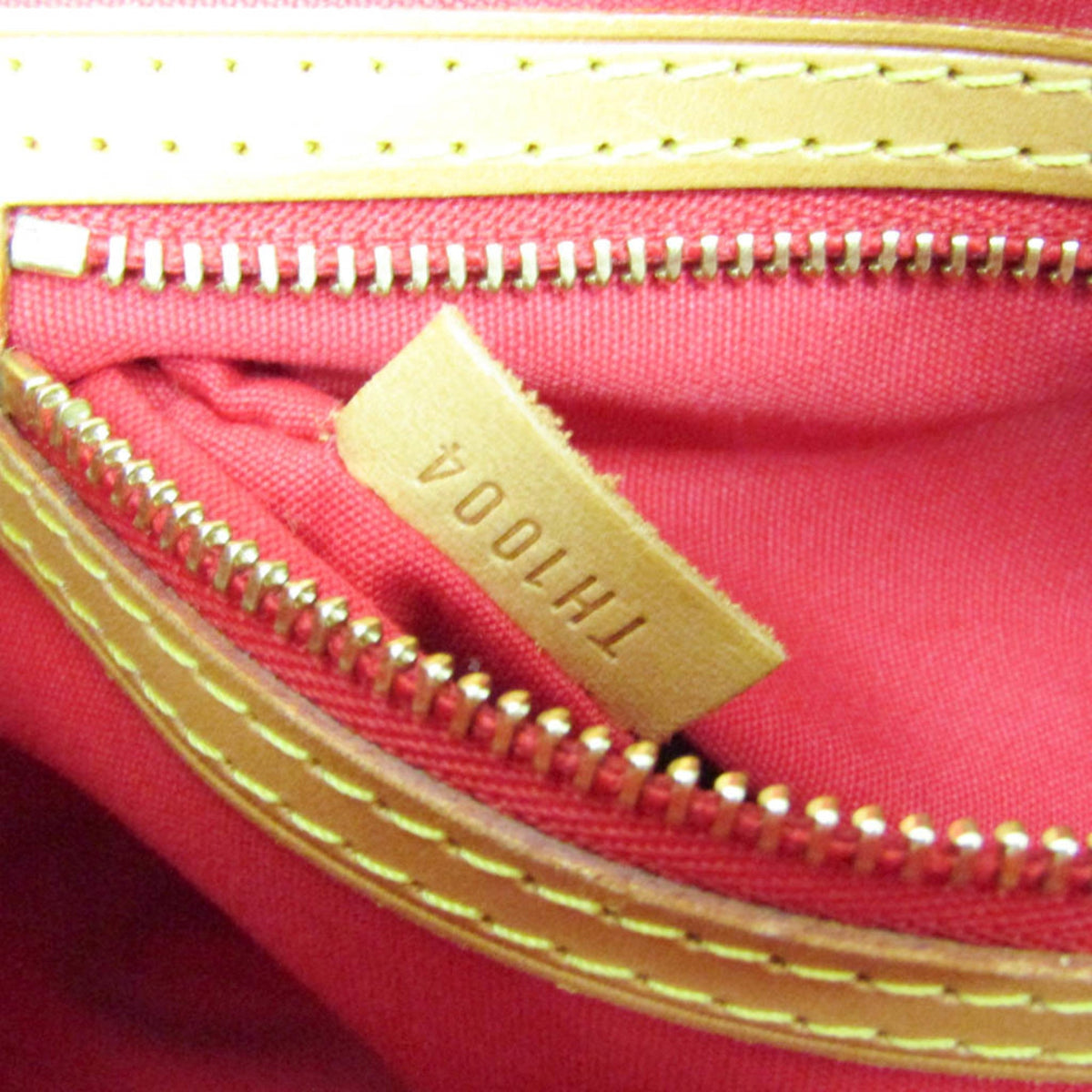 Louis Vuitton Reade PM · Monogram Vernis