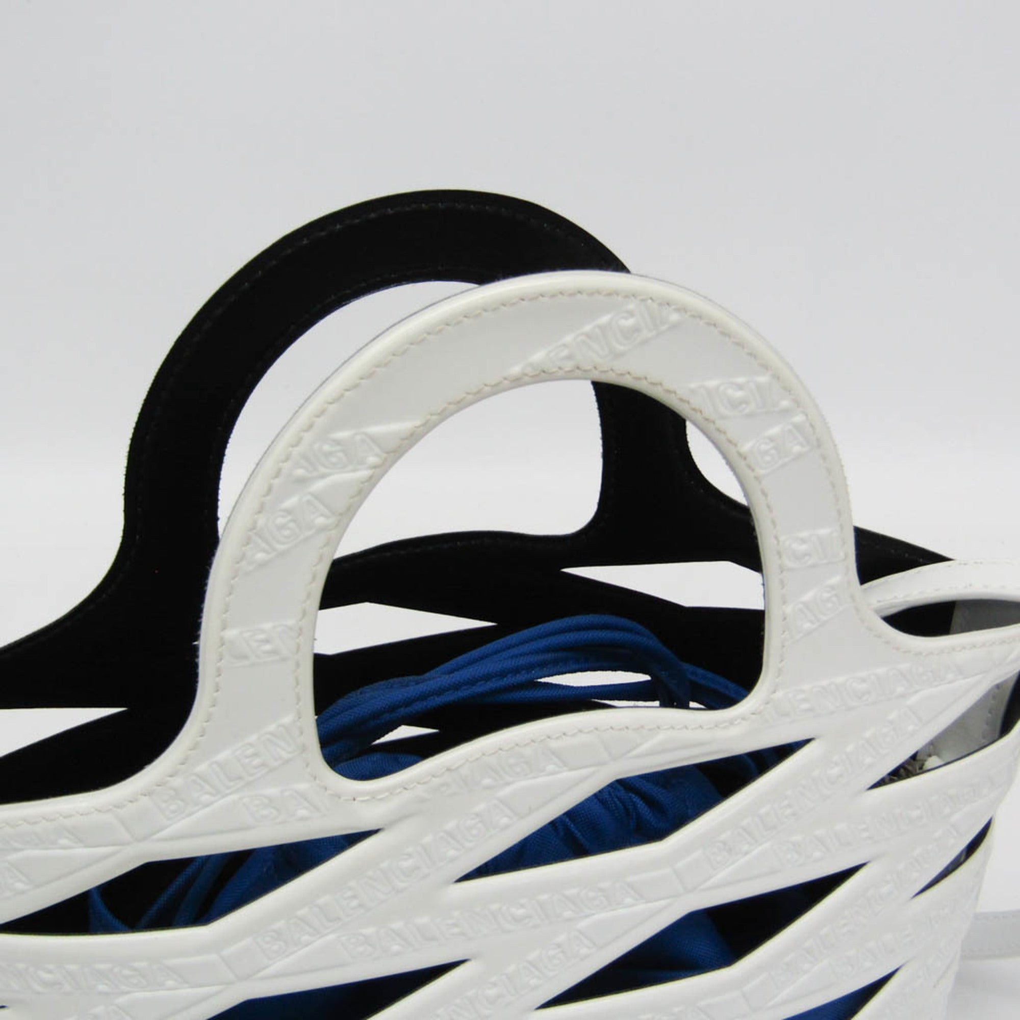 Balenciaga Neo Basket · Patent Leather