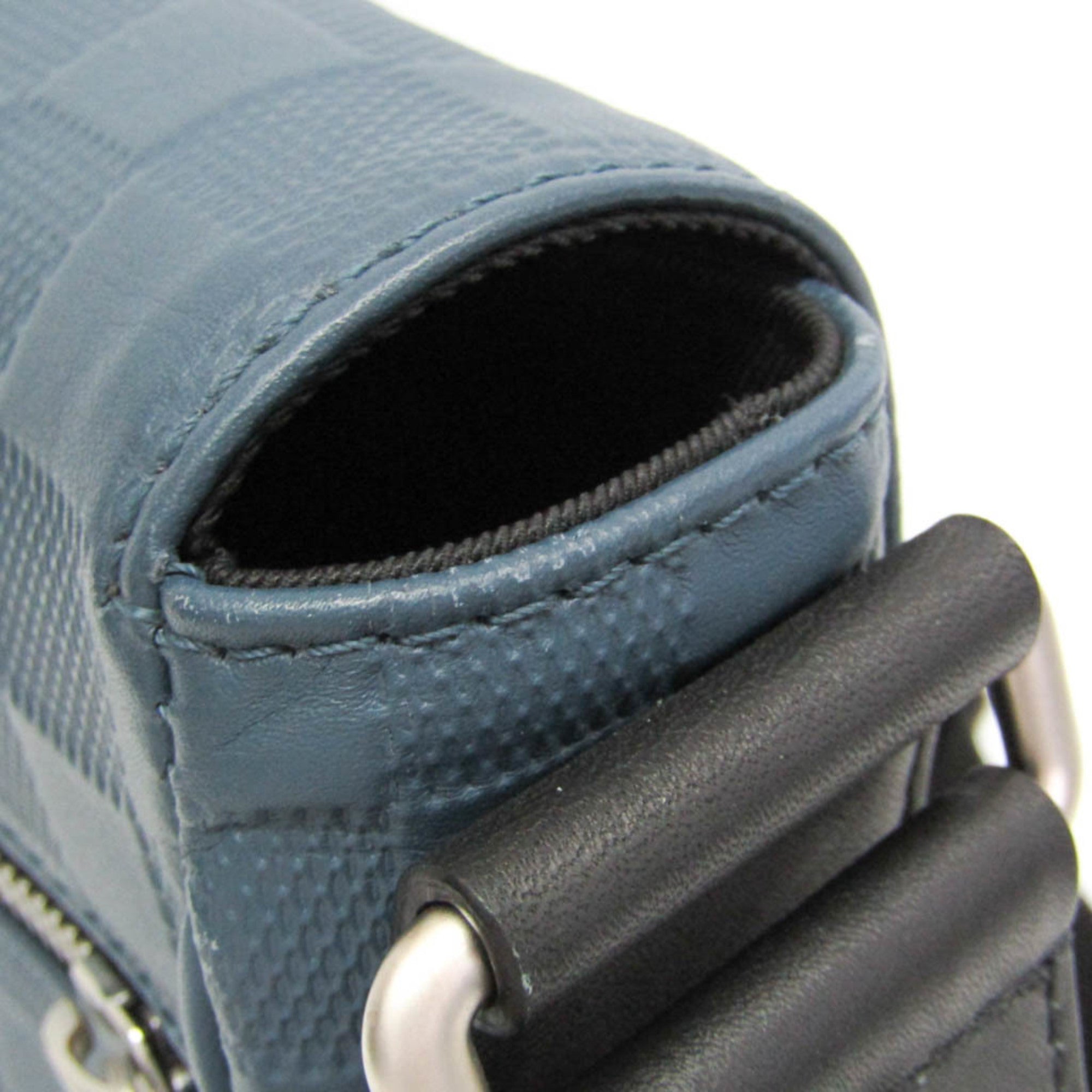 Louis Vuitton District PM · Damier Infini