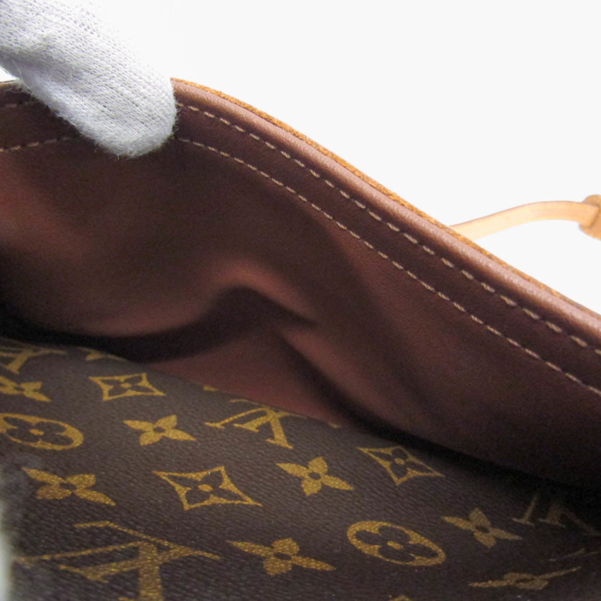 Louis Vuitton Blower · Monogram