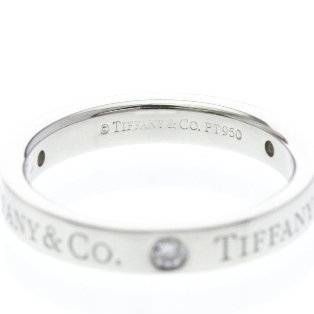 Tiffany Flat Band · Three Diamonds · Platinum