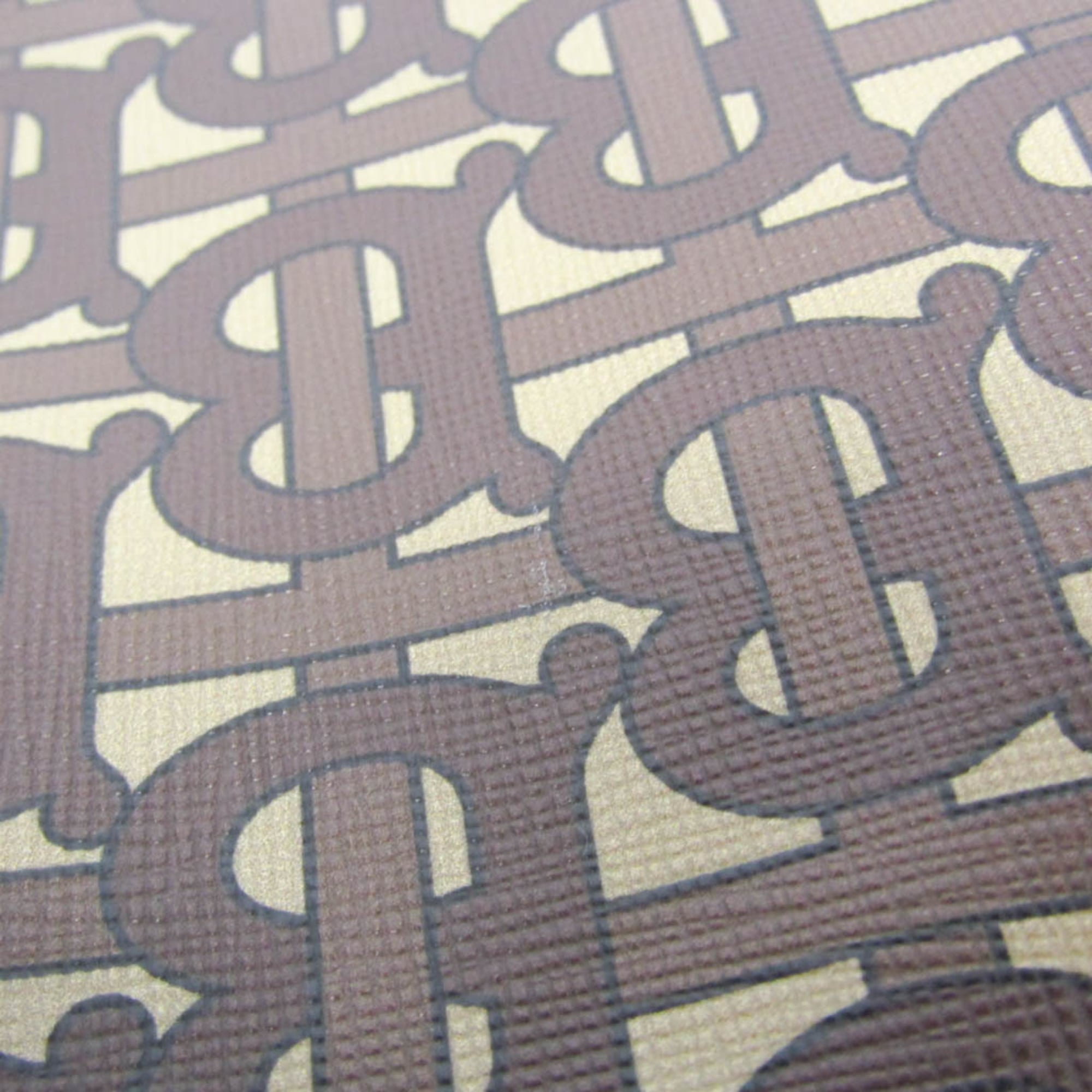 Burberry TB Monogram · Clutch