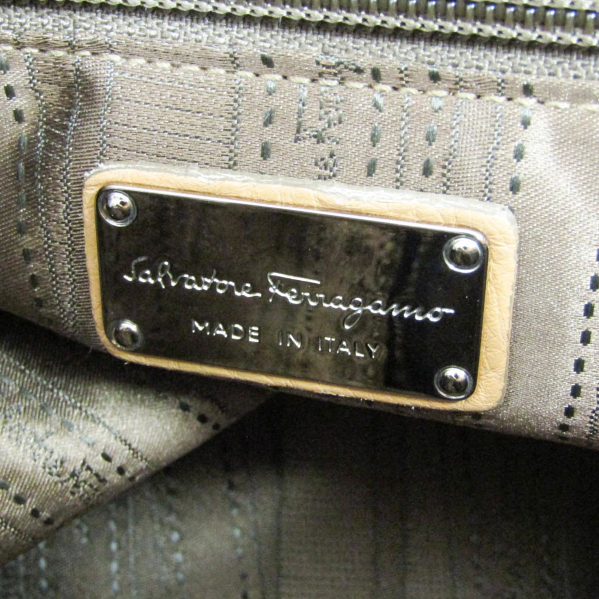 Salvatore Ferragamo Gancini Sophia · Leather