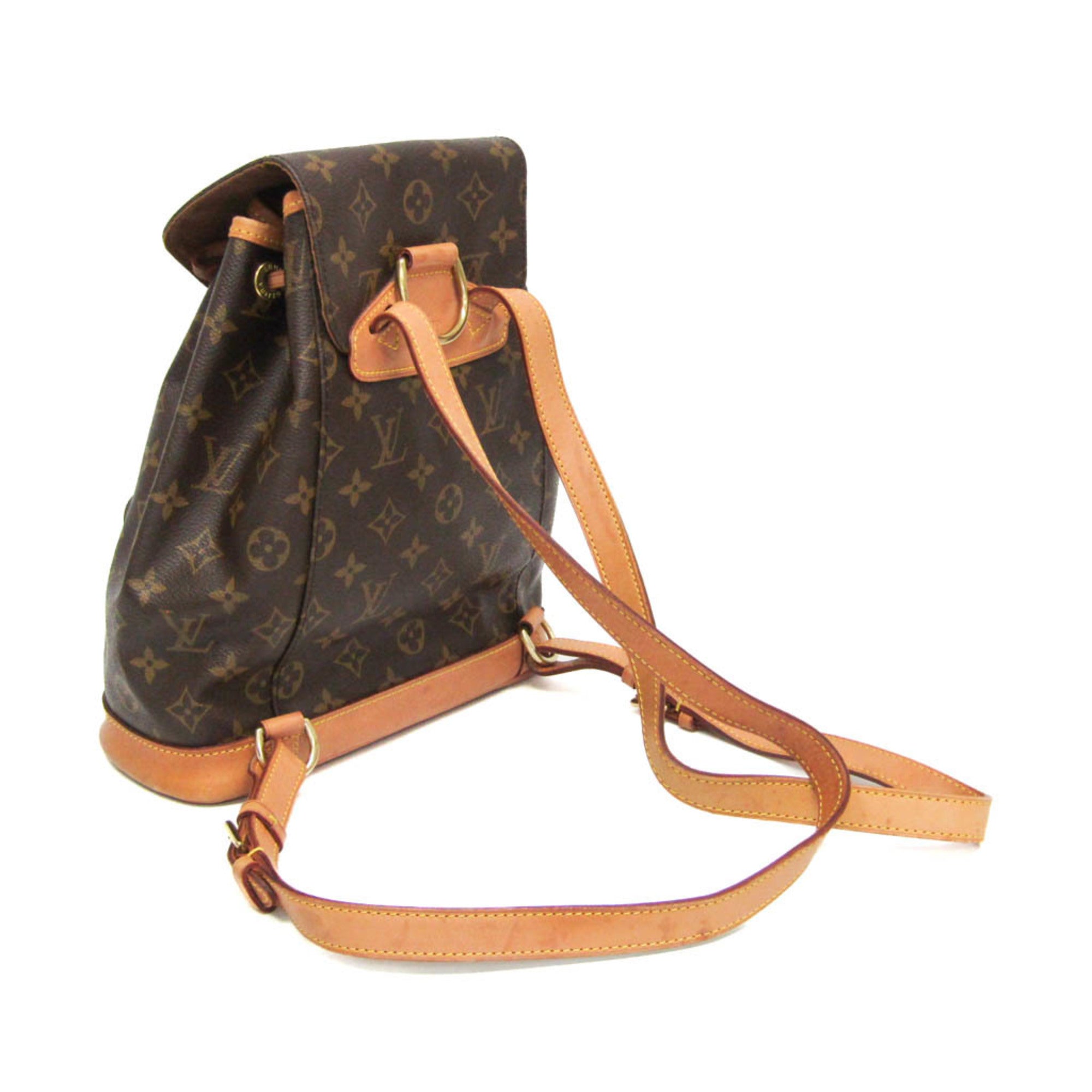Louis Vuitton Montsouris MM · Monogram