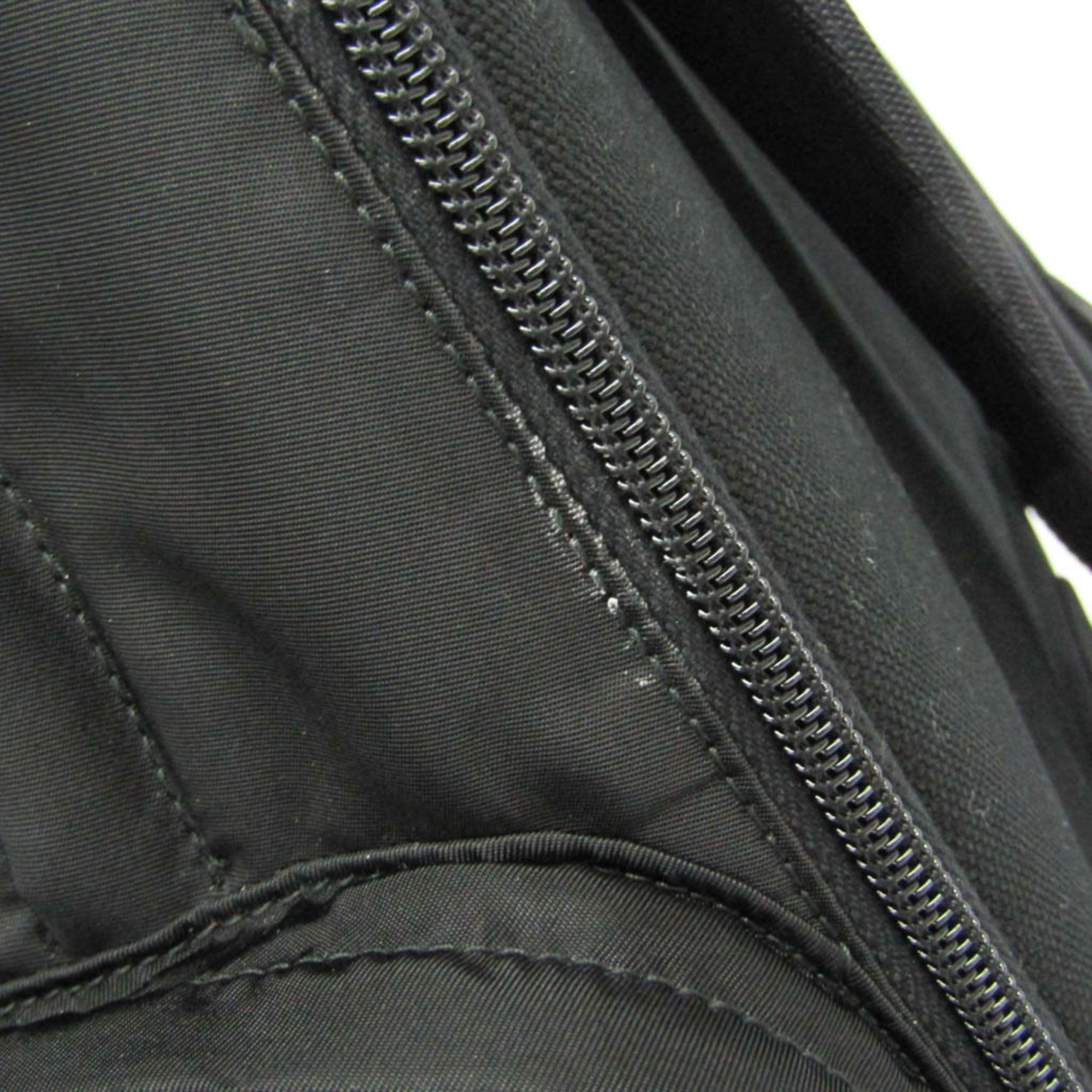 Prada Tessuto Montagna · Nylon