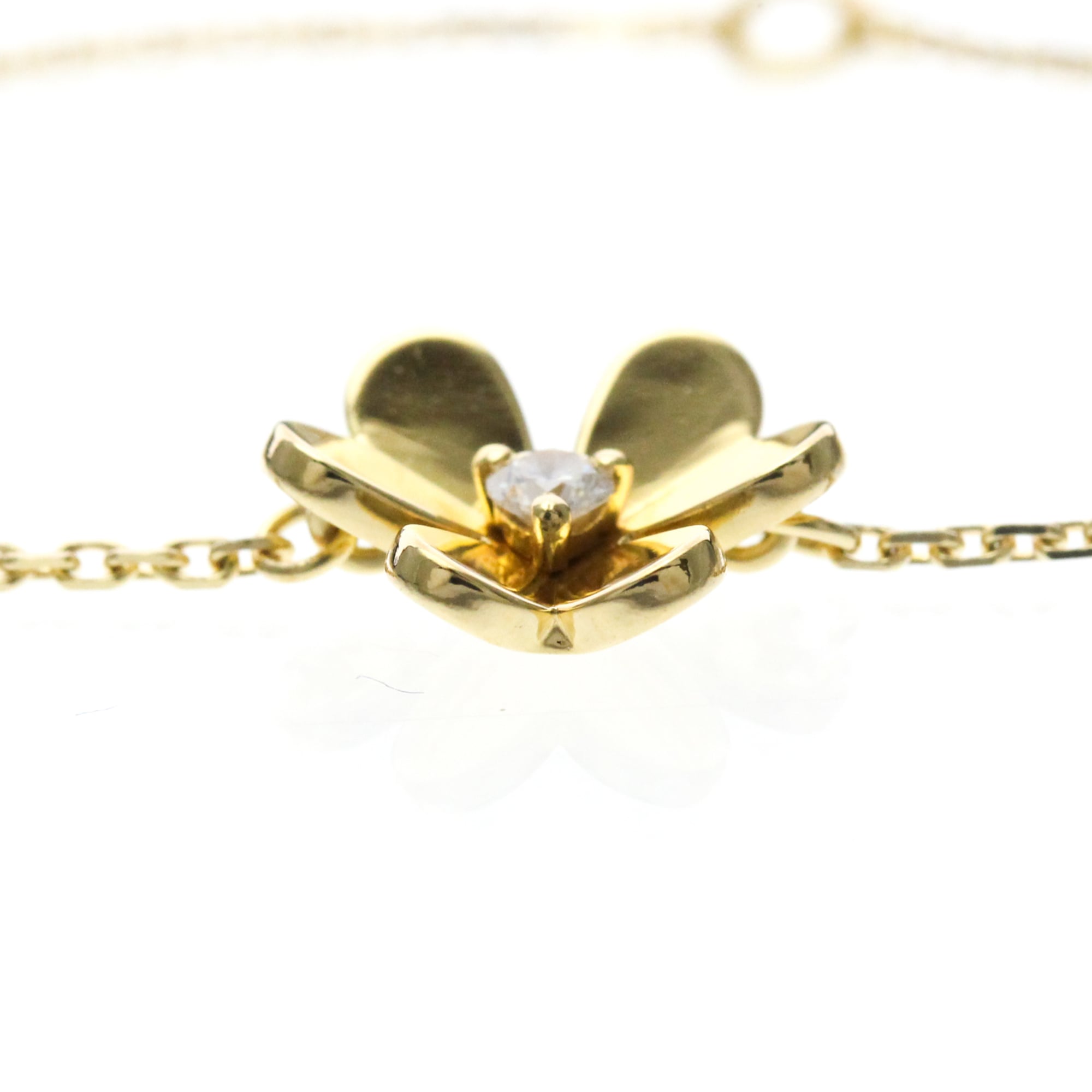 Van Cleef & Arpels Frivole · 18K Yellow Gold