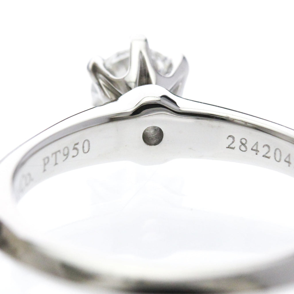 Tiffany Solitaire Diamond · Platinum