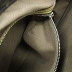 Louis Vuitton Kabamezo · Monogram