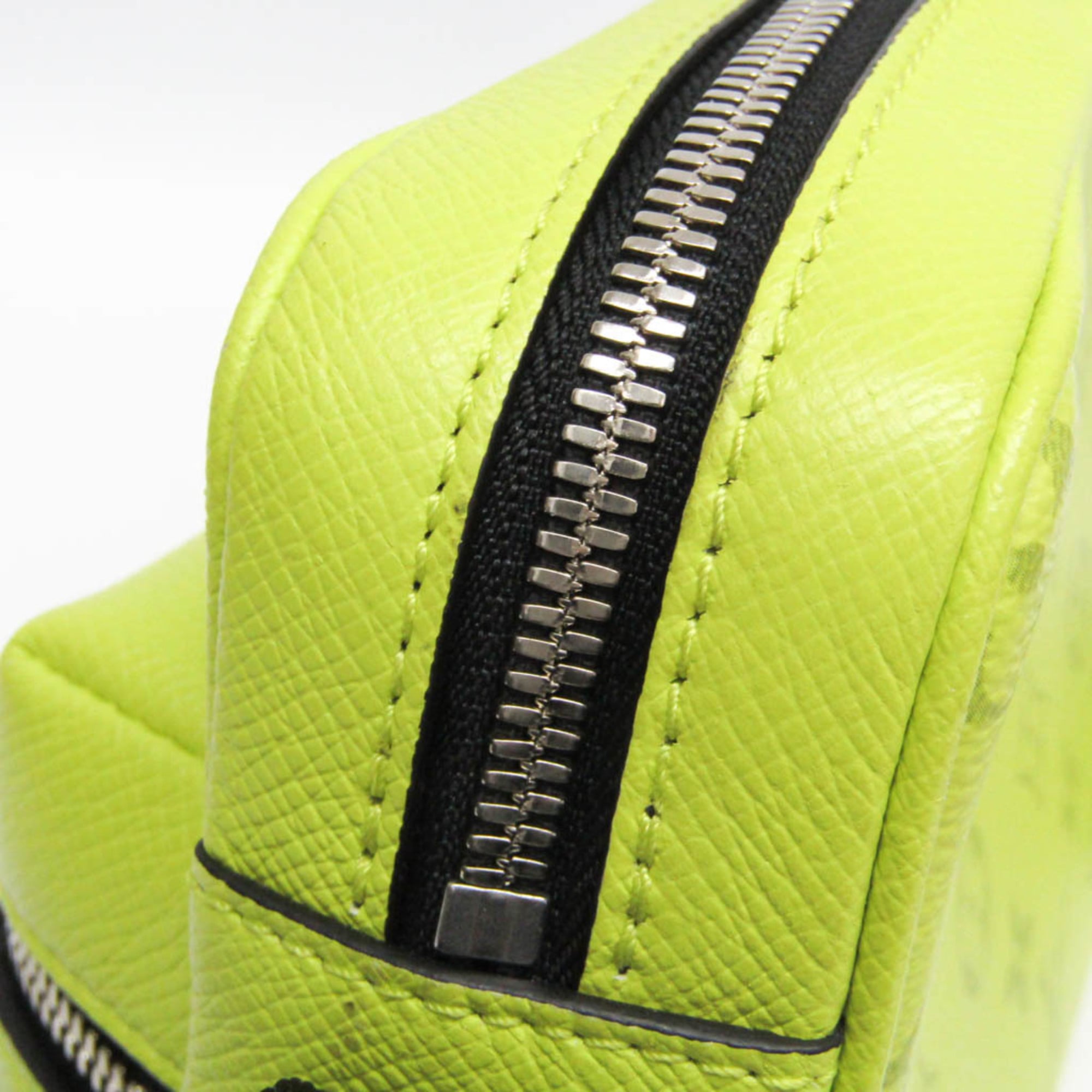 Louis Vuitton Outdoor Messenger · Taigarama