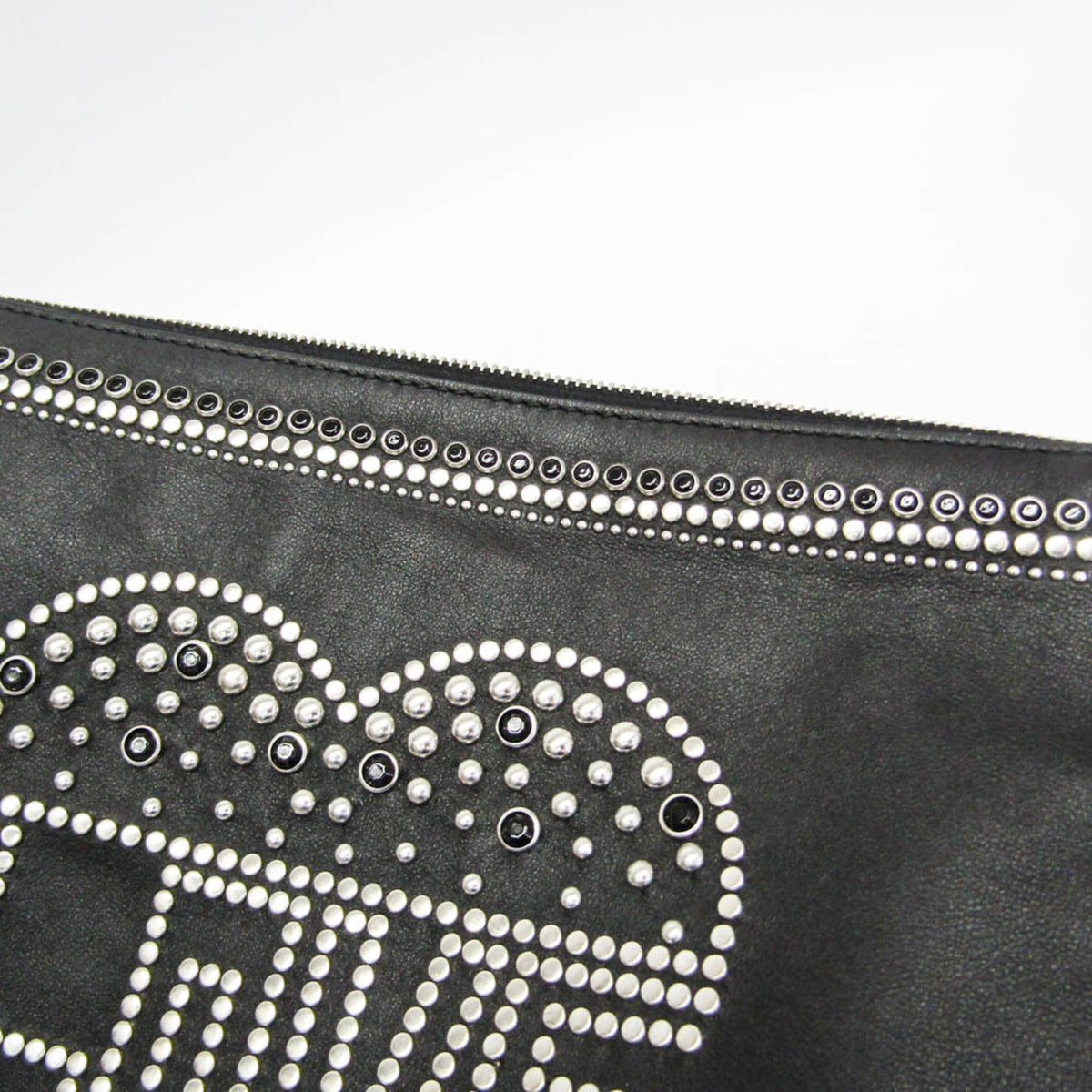 Valentino Garavani Rockstud · Leather Clutch