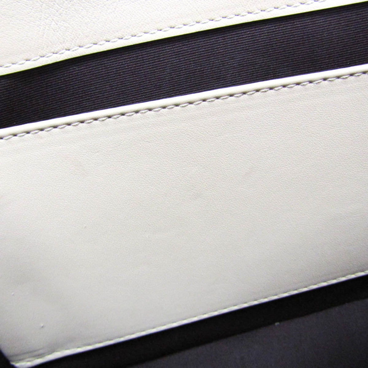Bvlgari Bvlgari · Chain Shoulder Bag · Leather
