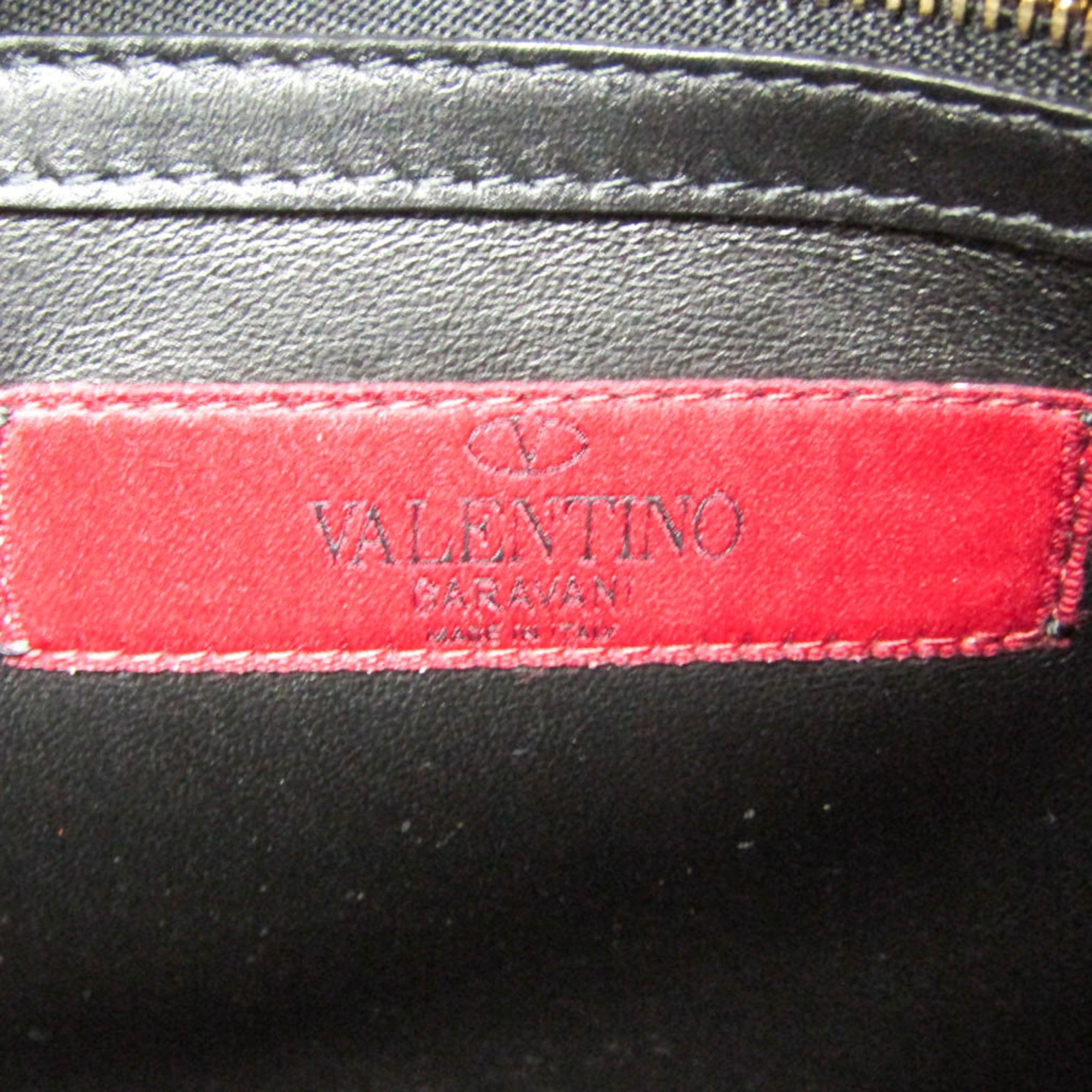 Valentino Garavani Lockstuds · Leather