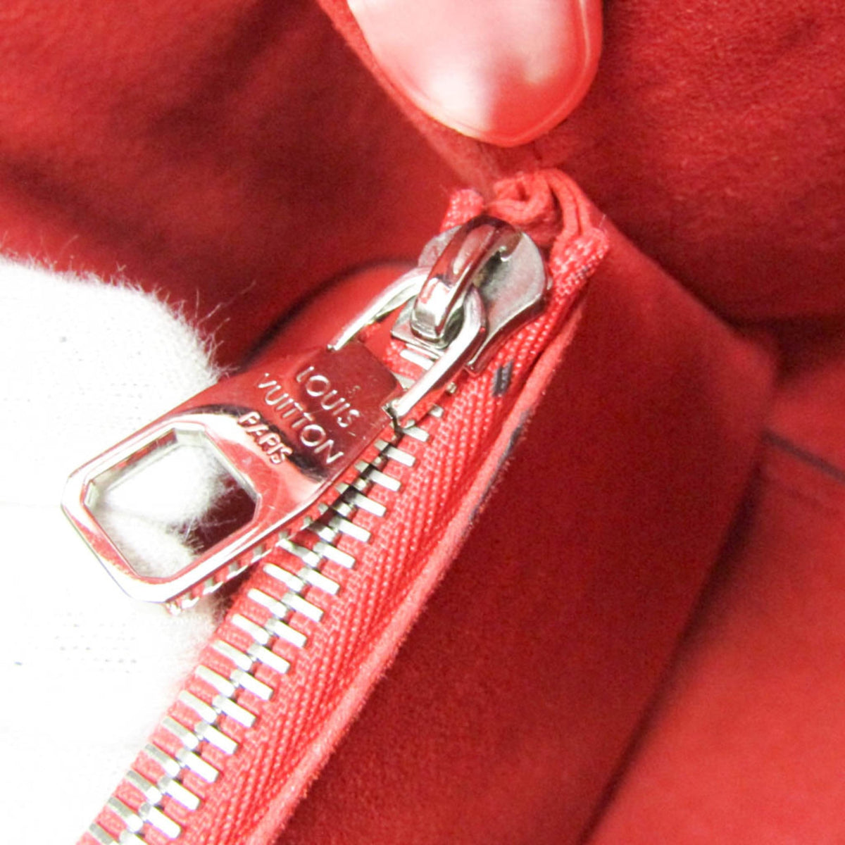 Louis Vuitton Epi Neo Noe · Bicolor