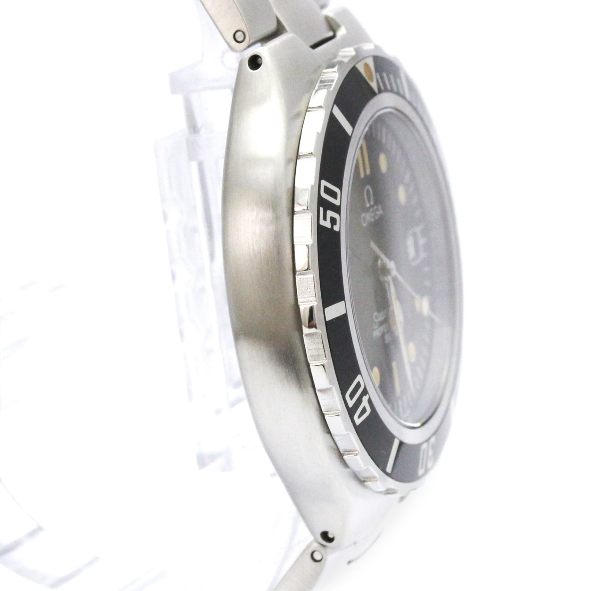 Omega Seamaster Professional 200M · Steel