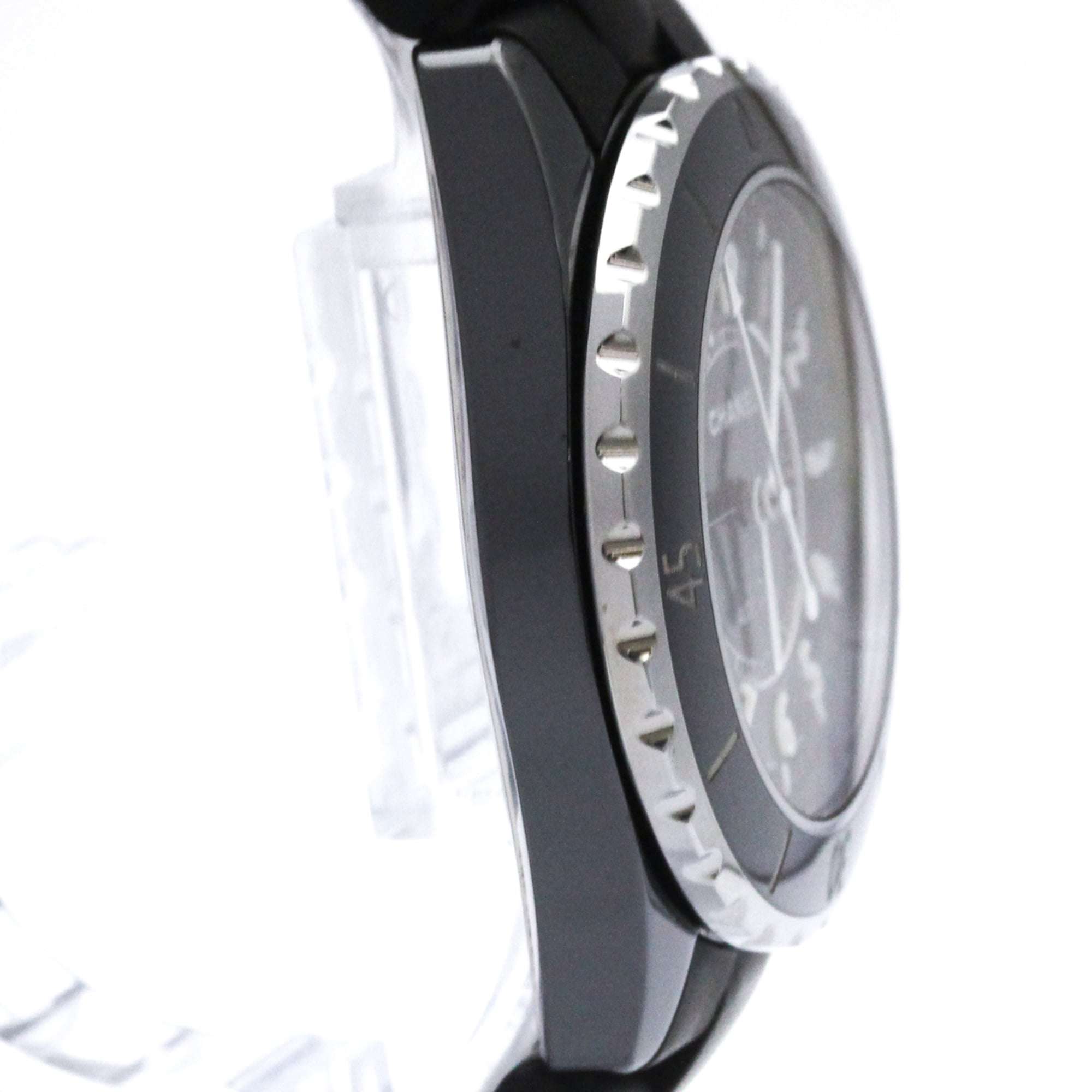 Chanel J12 · Ceramic · Automatic
