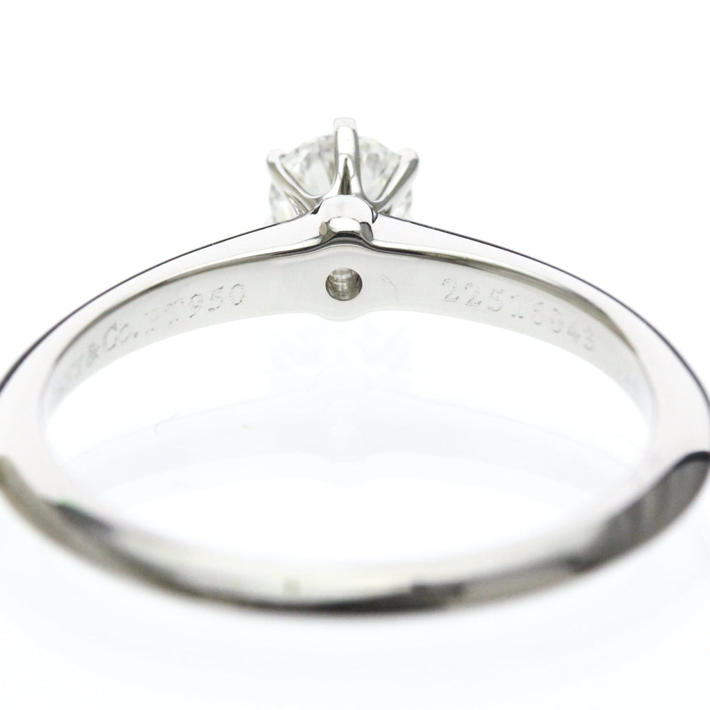 Tiffany Solitaire · Platinum · Diamond