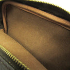 Louis Vuitton Montsouris MM · Monogram