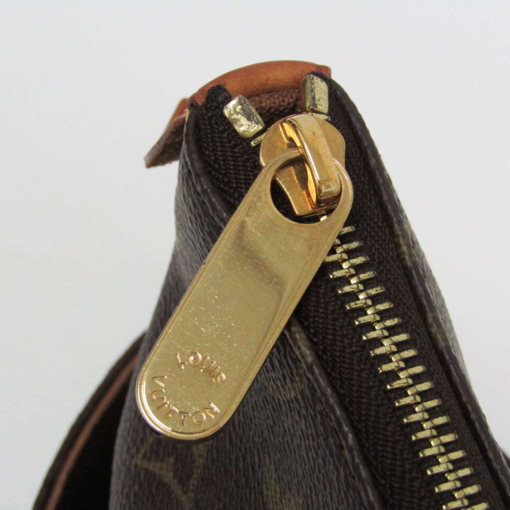 Louis Vuitton Totally MM · Monogram