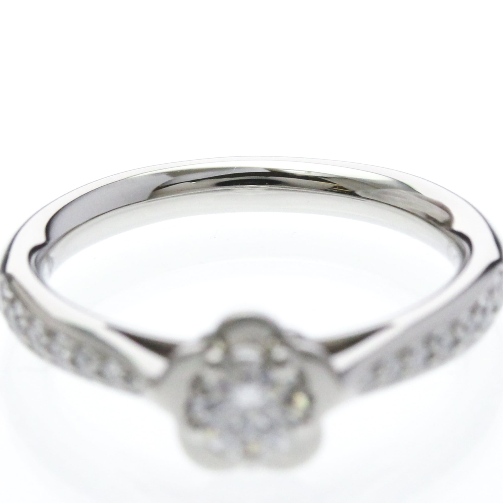 Chanel Camellia · Platinum · Diamond