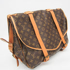 Louis Vuitton Saumur 43 · Monogram