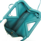 Bottega Veneta Point Small · Leather