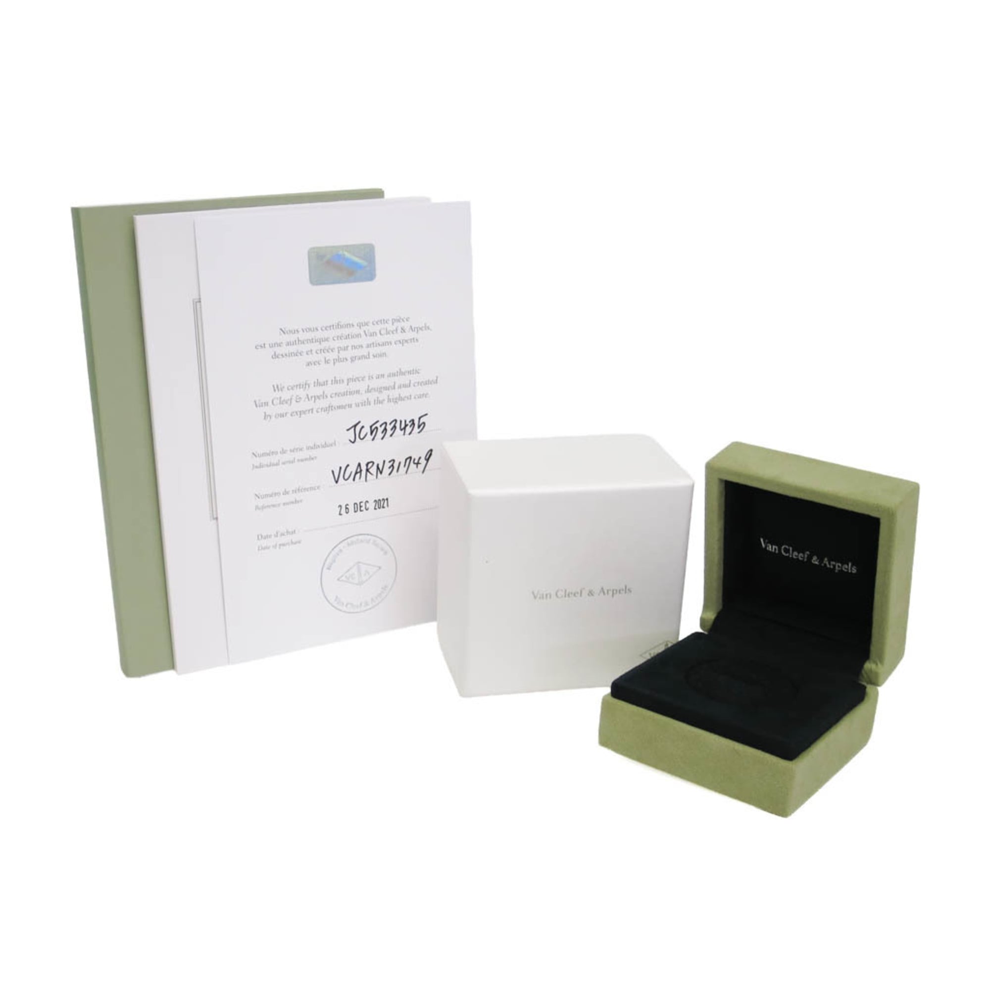 Van Cleef & Arpels Perlee · 18K White Gold