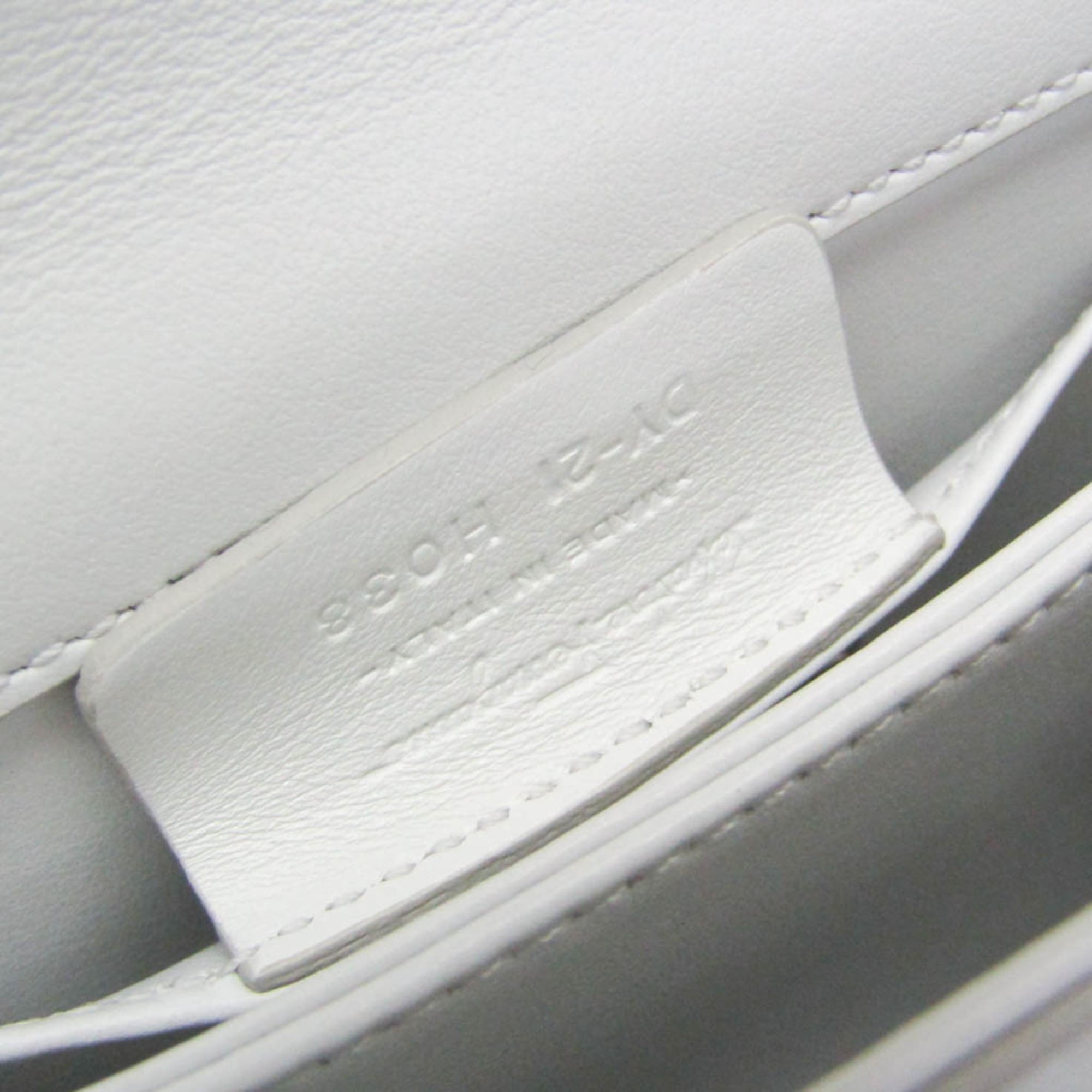 Salvatore Ferragamo Gancini · Leather