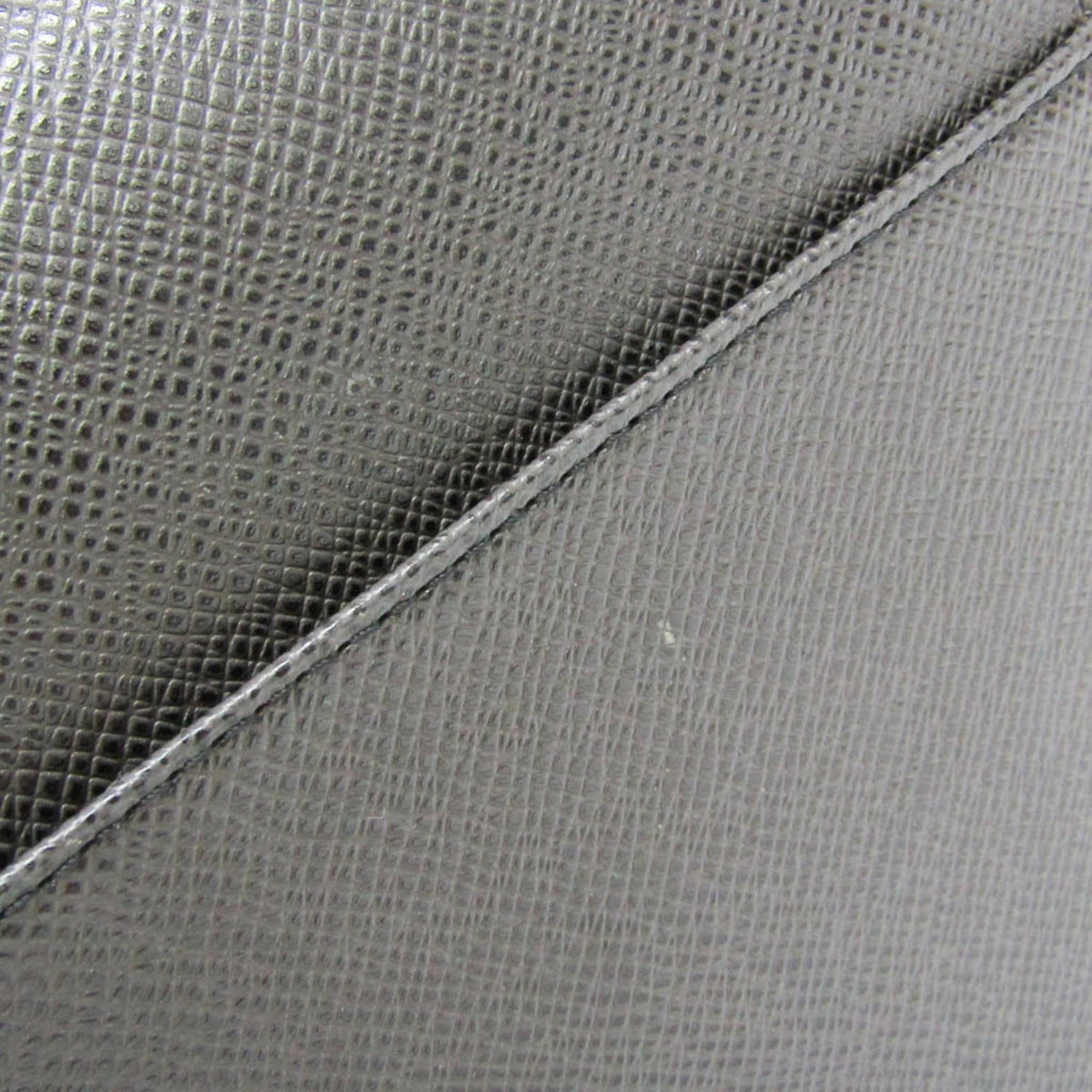 Louis Vuitton Taiga Selenga · Ardoise