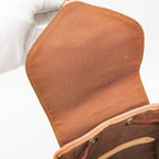 Louis Vuitton Montsouris MM · Monogram