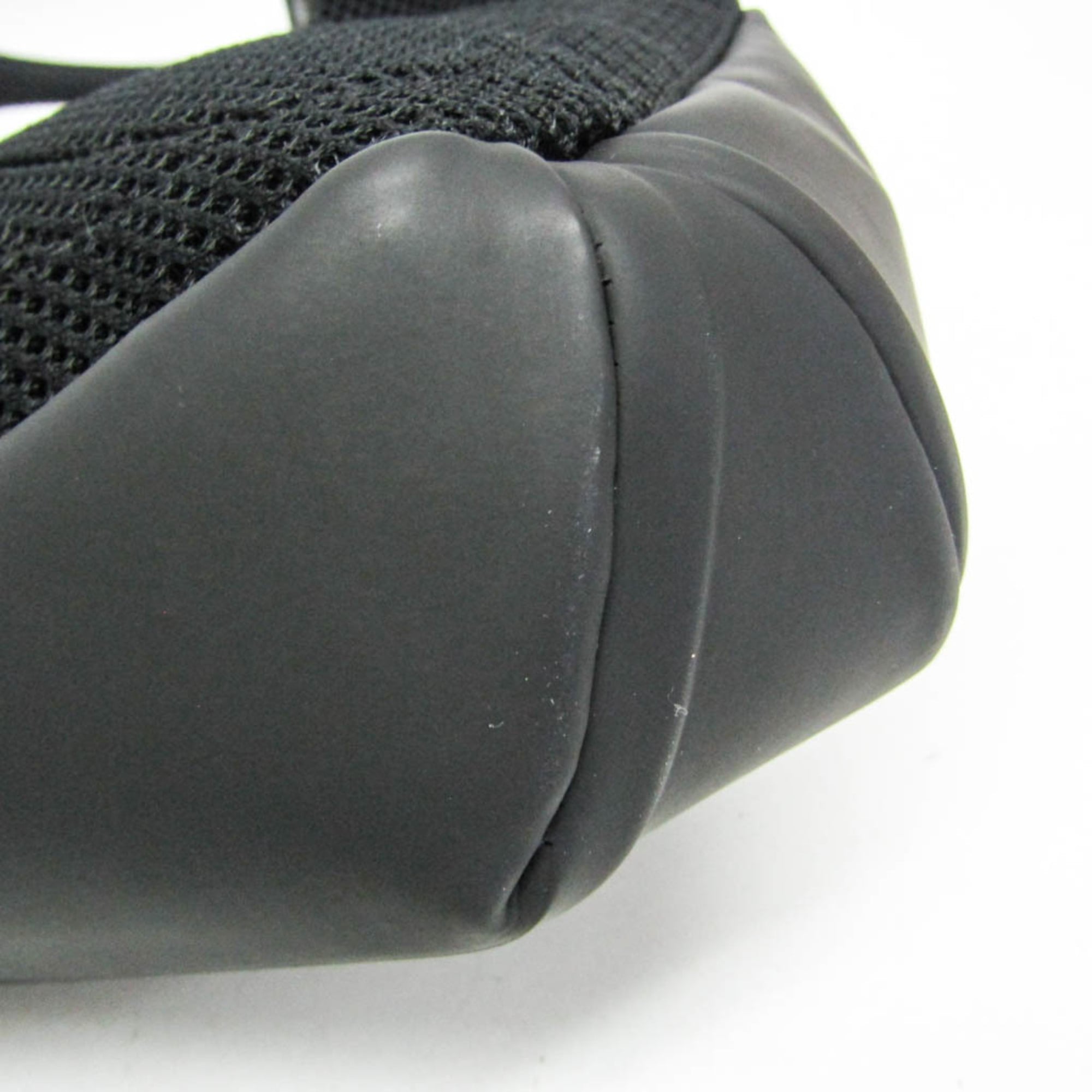 Givenchy G-Zip Triangle · Sling Bag