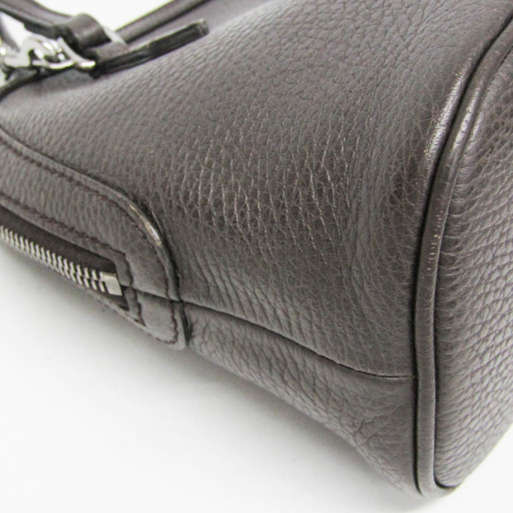 Gucci · Leather