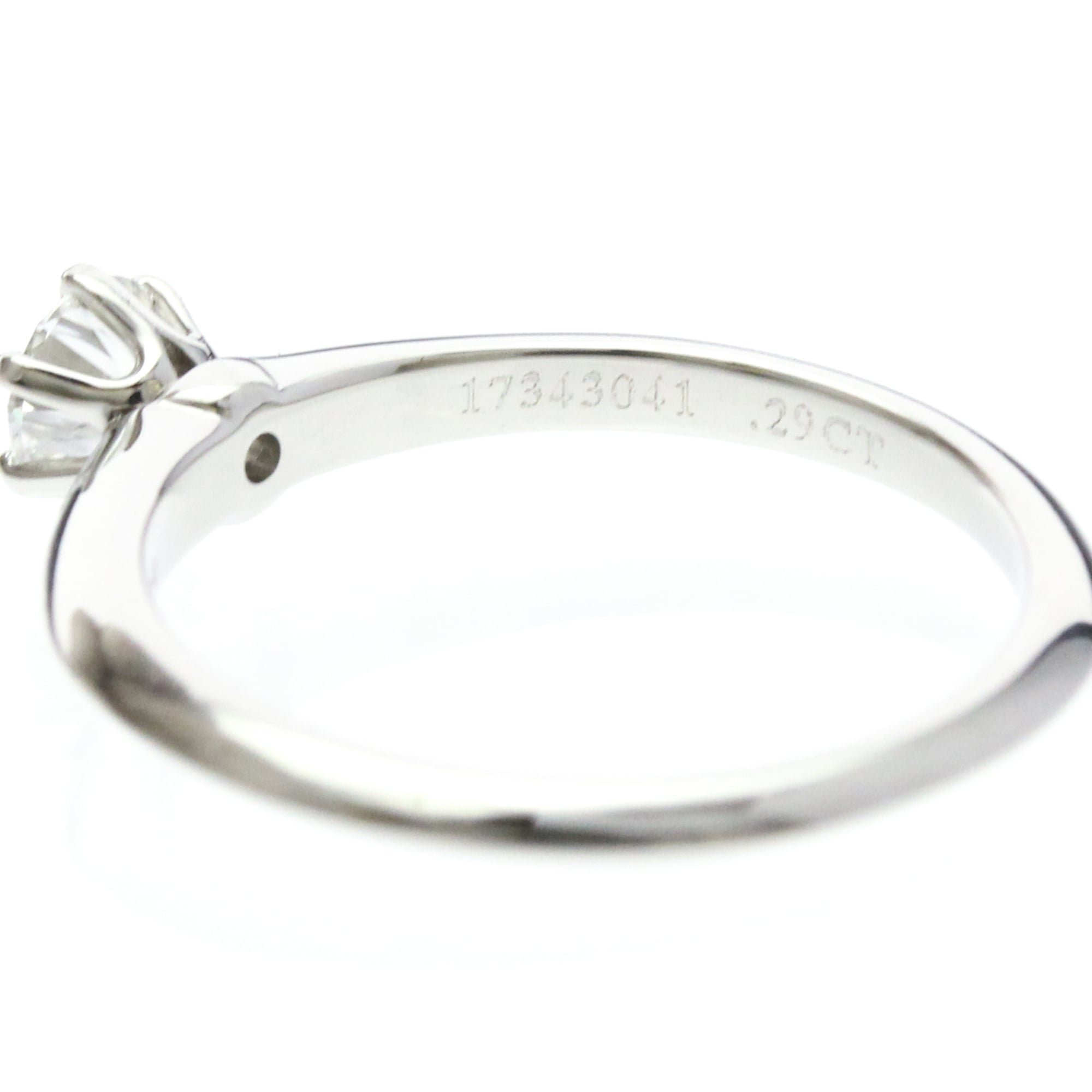 Tiffany Solitaire · Platinum · Diamond