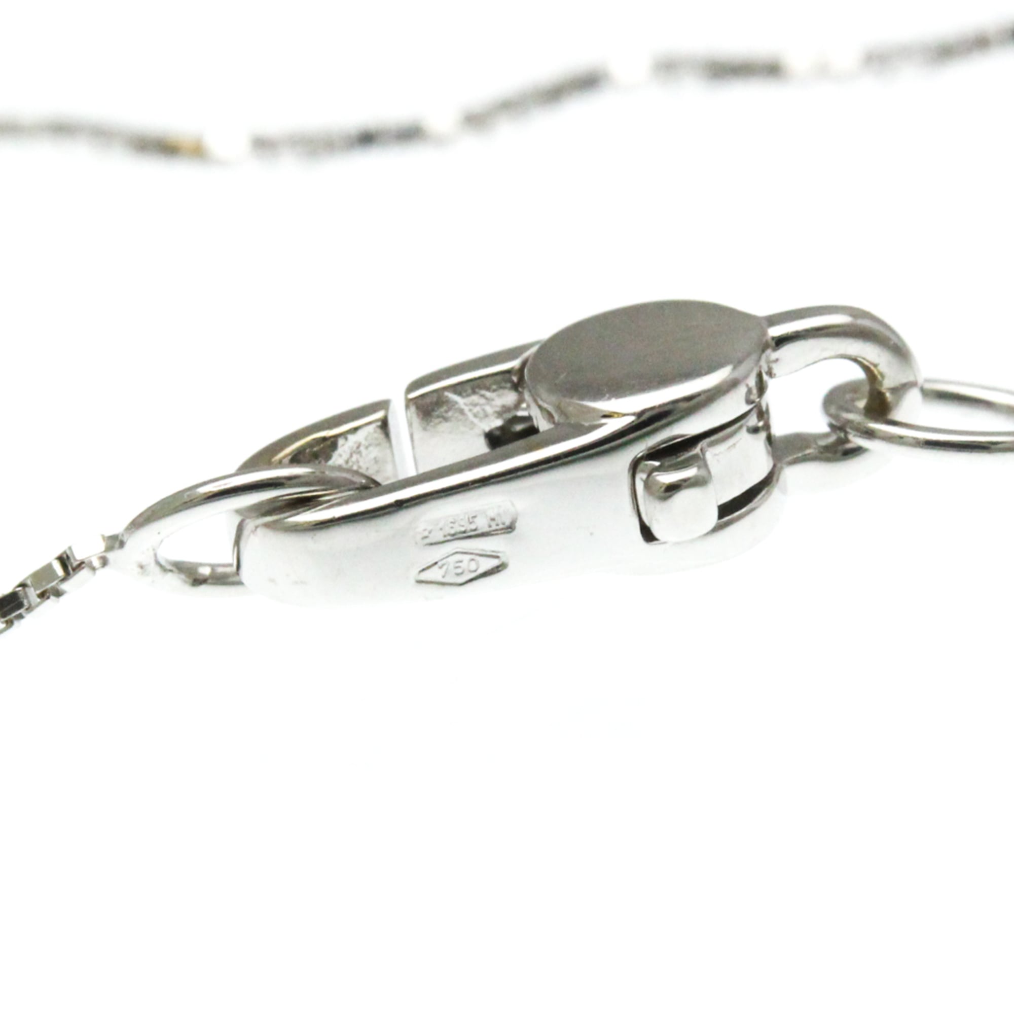 Gucci Butterfly · 18K White Gold · Diamond