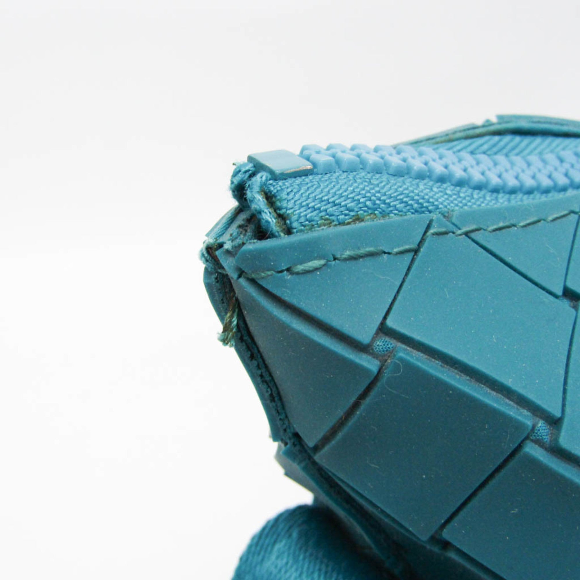 Bottega Veneta Intrecciato · Rubber Tote