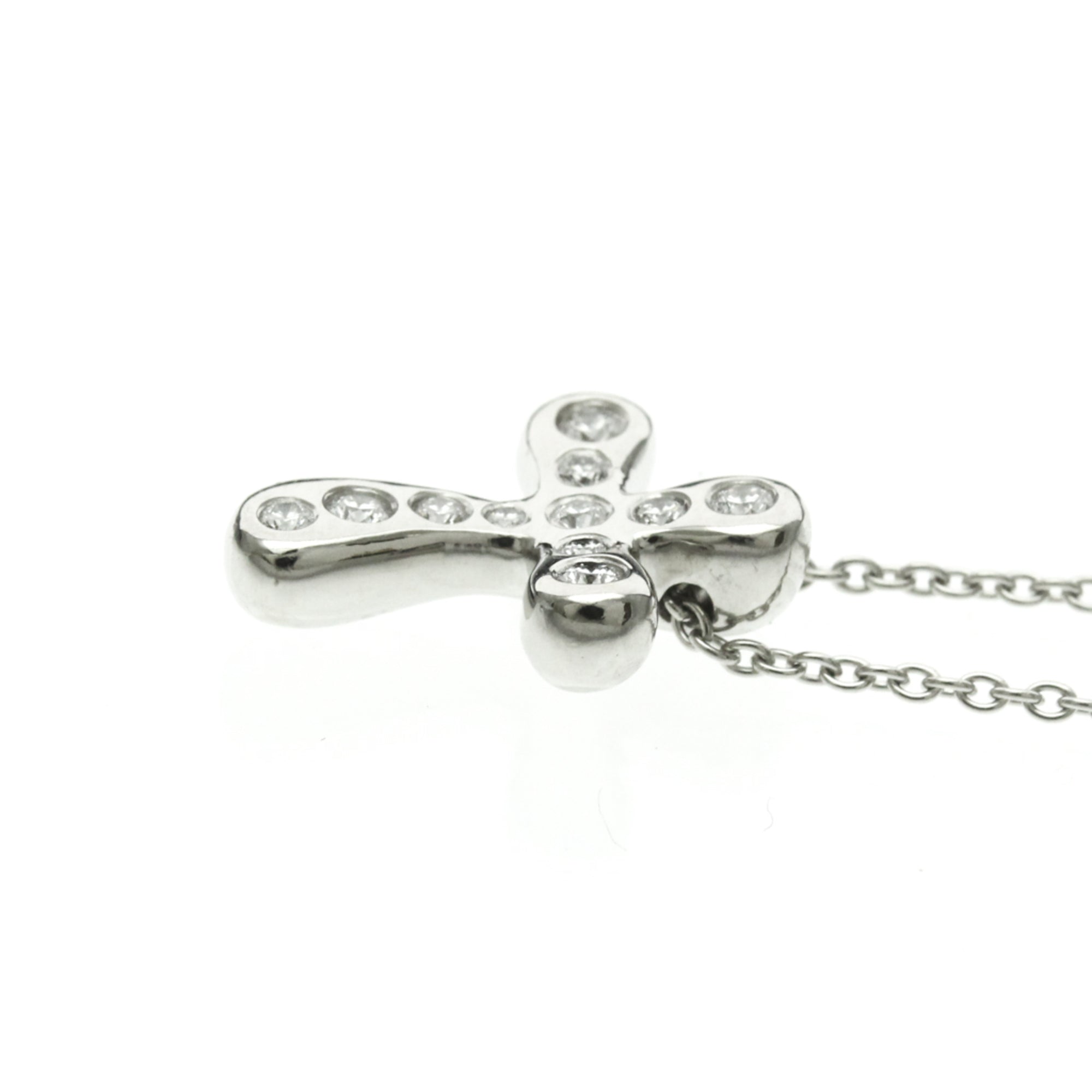 Tiffany Cross Diamond · Platinum