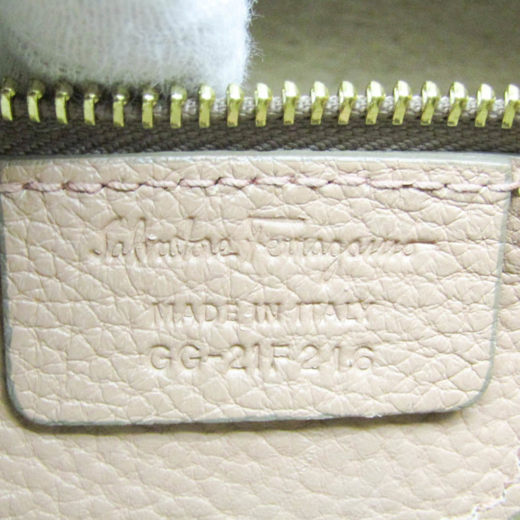 Salvatore Ferragamo Amy · Leather · Coral