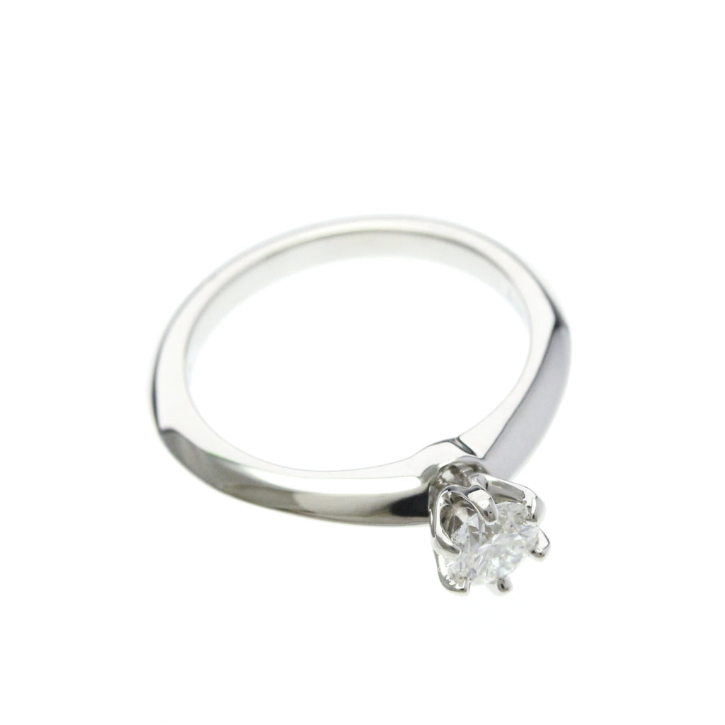 Tiffany Solitaire Diamond · Platinum
